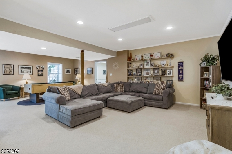 Property Photo: 36 Bellegrove Ct NJ 07920