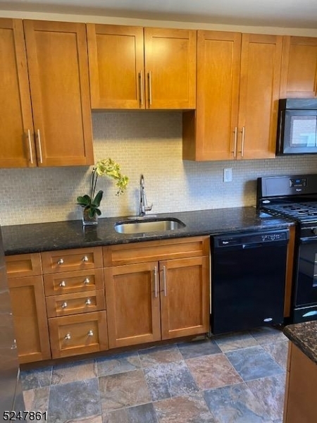 Property Photo: 806 Morris Tpke 4I NJ 07078