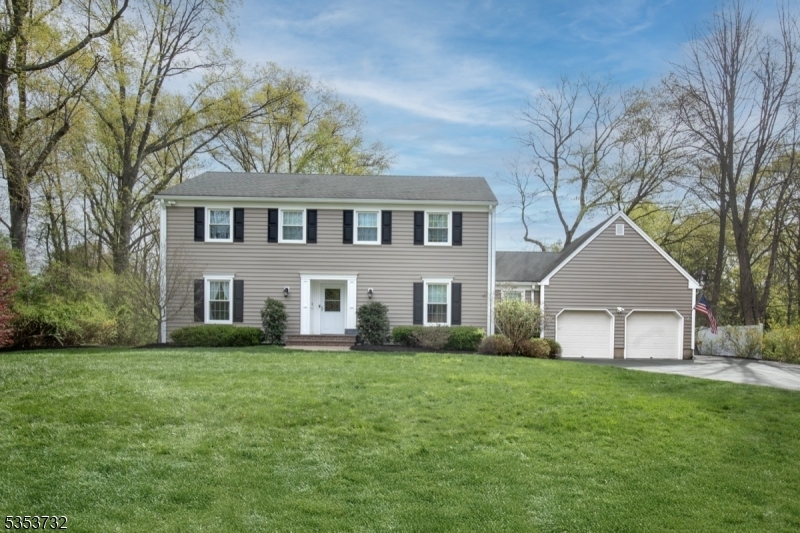 11 N Voorhees Dr  Bernards Twp. NJ 07920 photo
