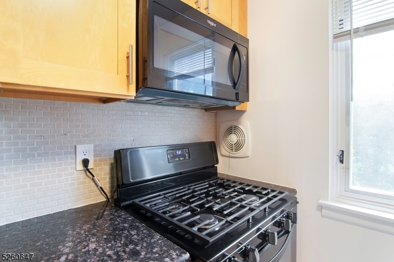 Property Photo: 806 Morris Tpke 3J6 NJ 07078