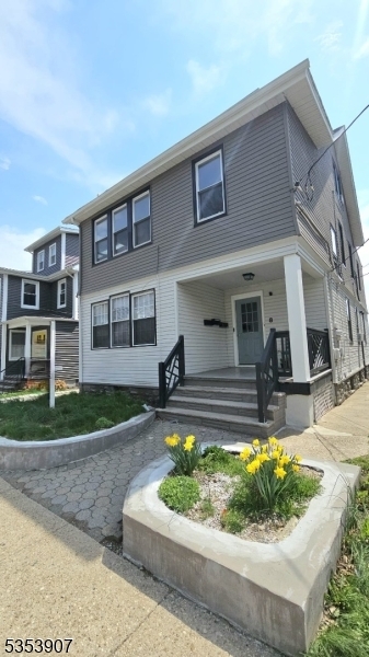 8 Boyden Pkwy South  Maplewood Twp. NJ 07040 photo