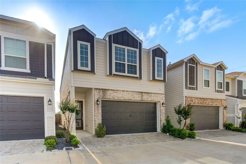 Property Photo: 1517 Canter Bayou Way TX 77043
