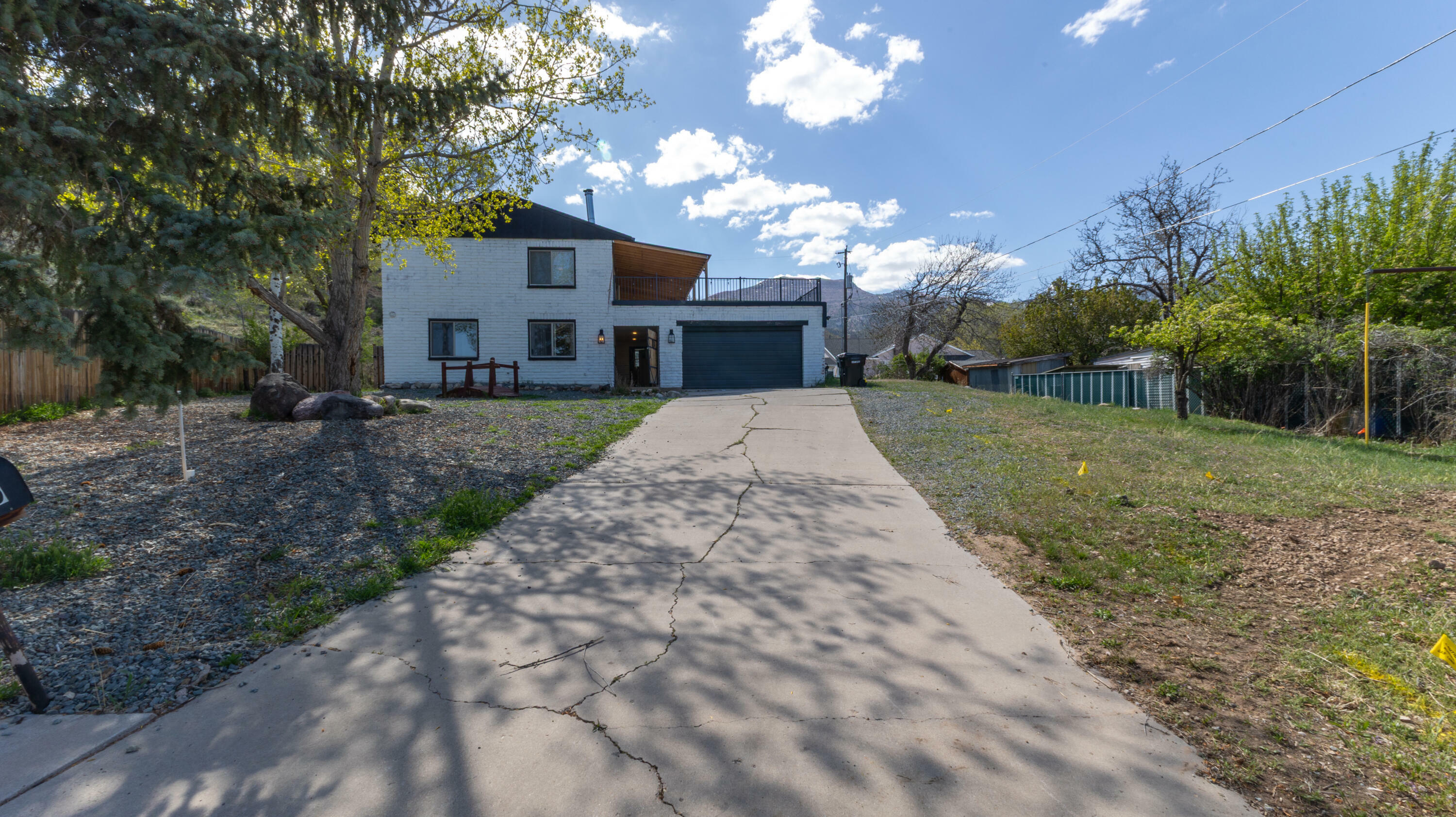 Property Photo: 450 Hillside UT 84720