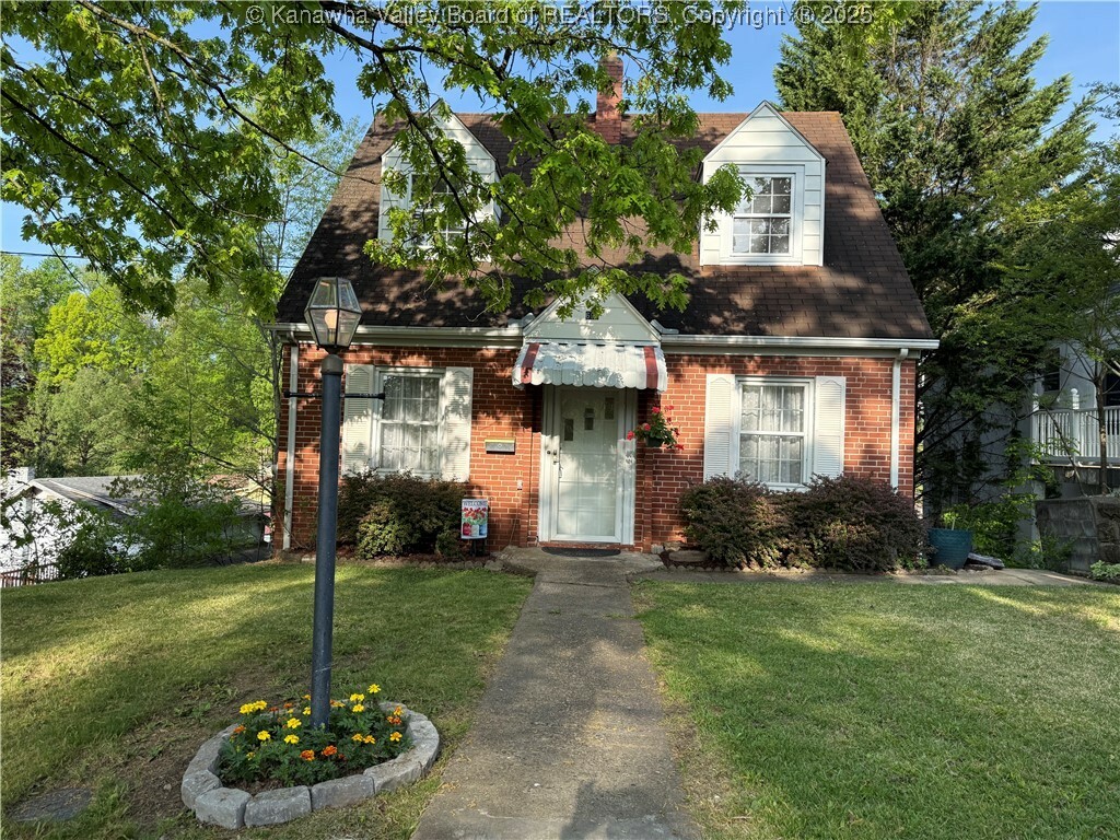 605 Albert Street  Charleston WV 25302 photo