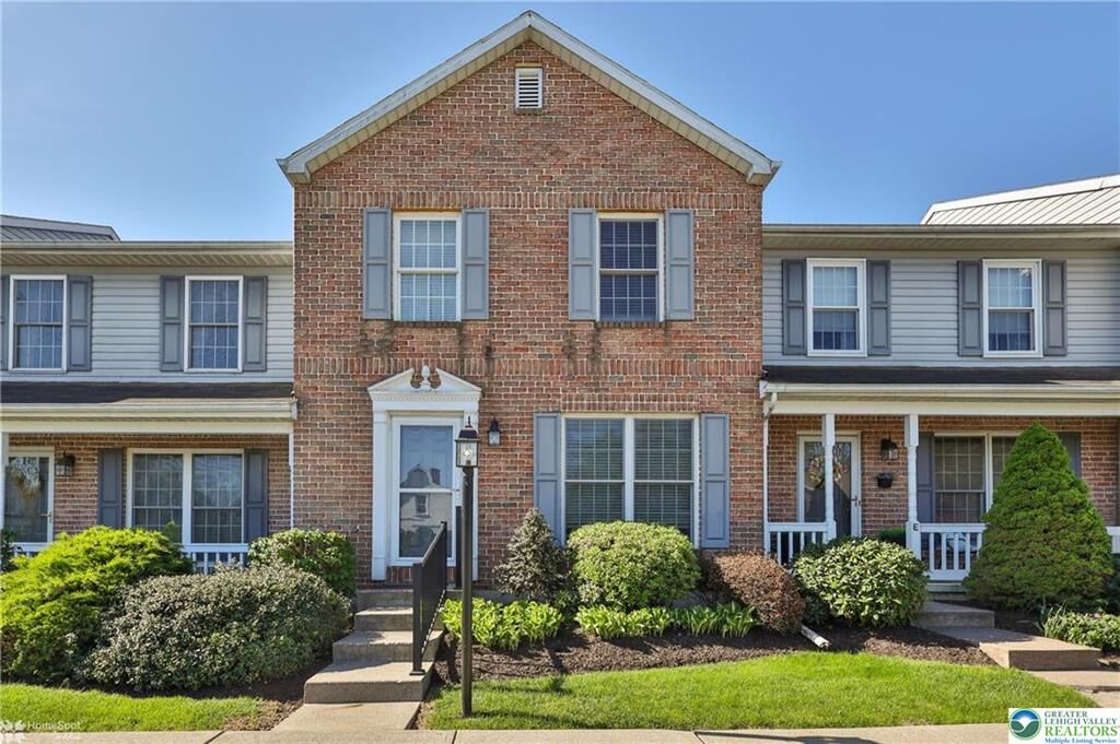Property Photo:  1514 Ravena Street D  PA 18015 