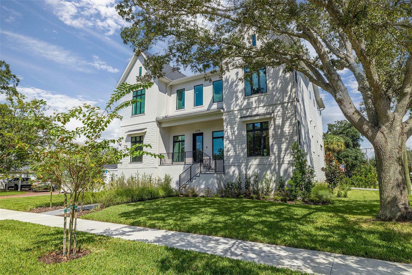 Property Photo: 2218 S Occident Street FL 33629