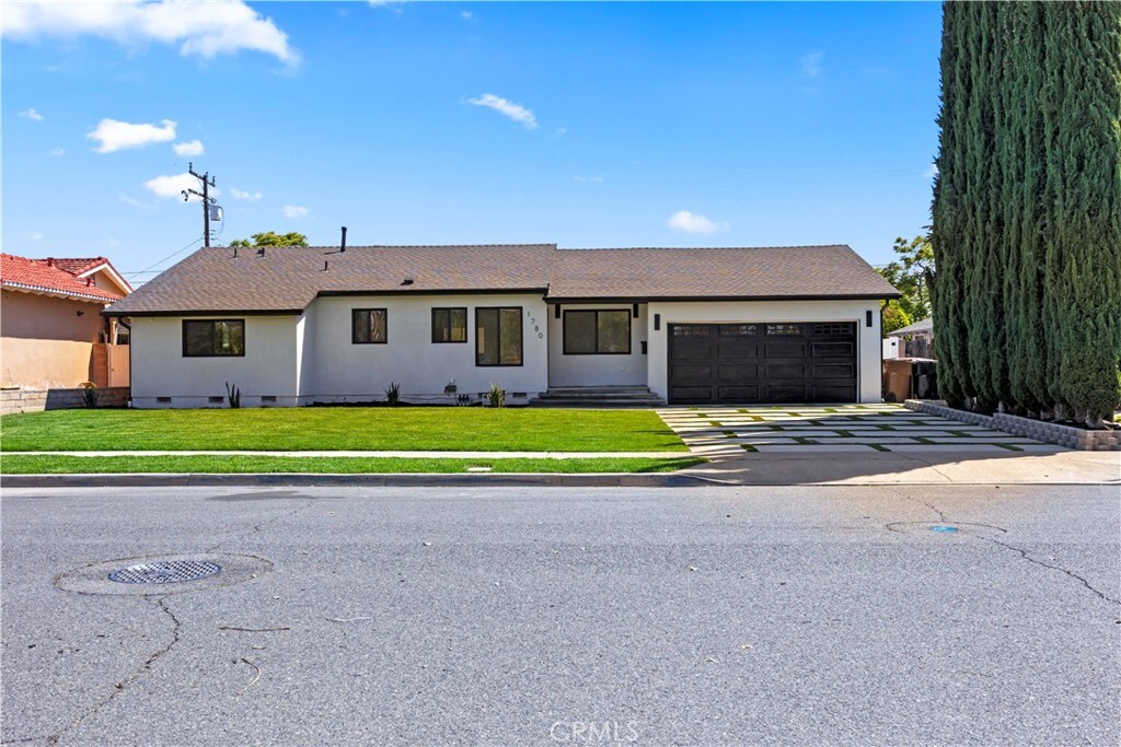 Property Photo: 1780 W Alomar Avenue CA 92804