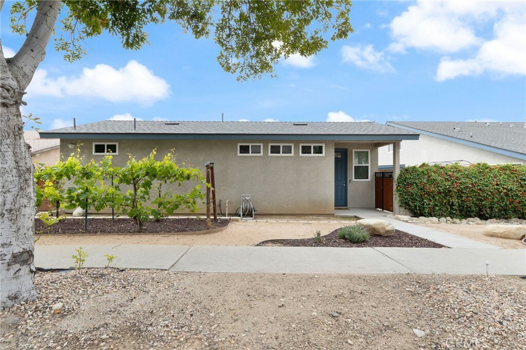 Property Photo: 1572 Coolcrest Avenue CA 91786