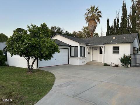 Property Photo:  5350 Garden Grove Avenue  CA 91356 