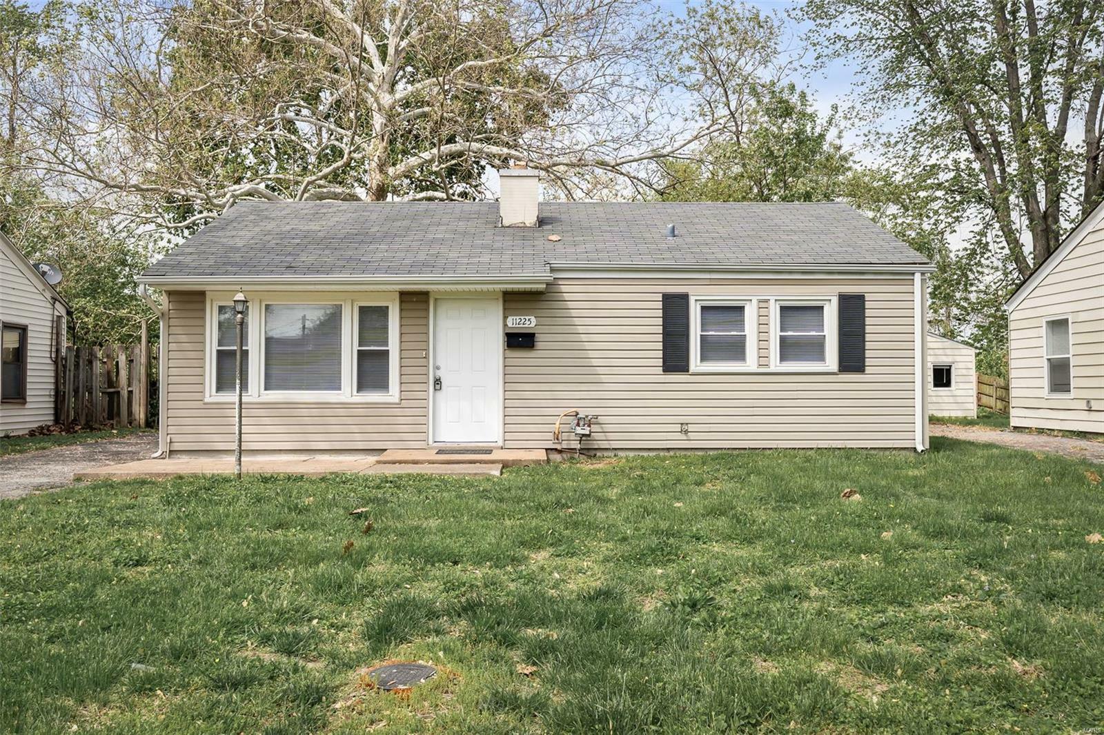 Property Photo: 11225 Saint Shawn Lane MO 63074