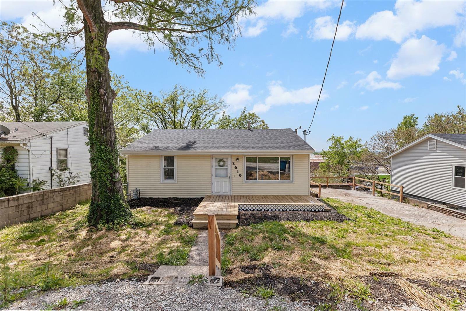 Property Photo: 2619 Plainview Terrace IL 62002