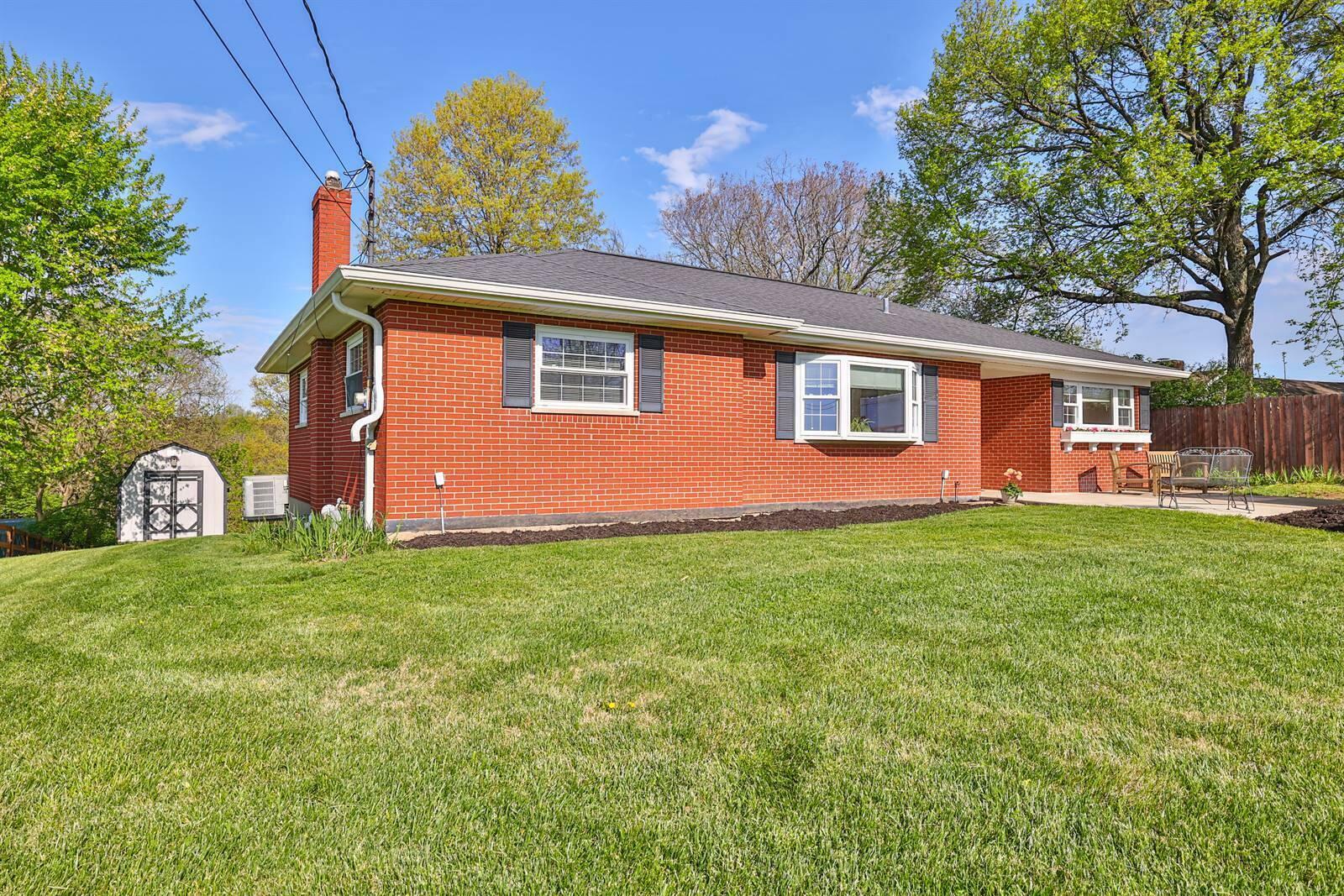 Property Photo: 5264 Skyline Drive KY 41076