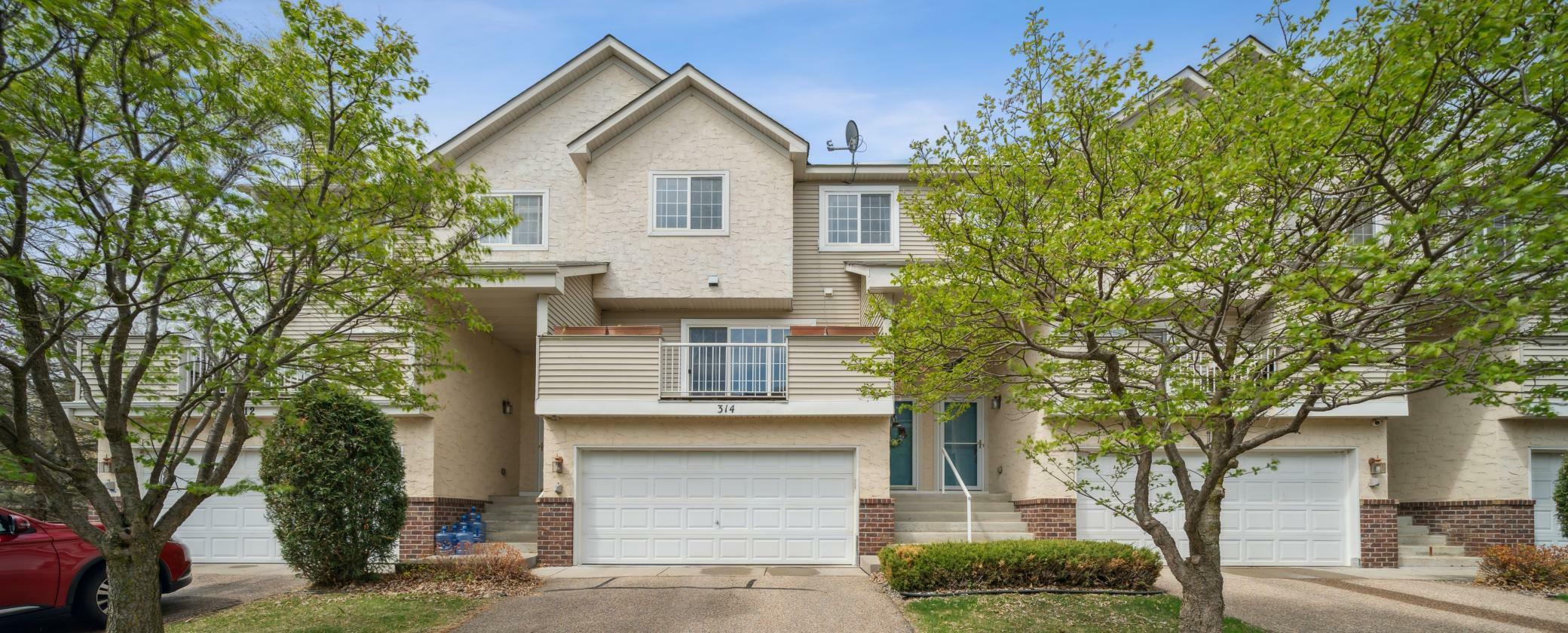 Property Photo:  314 Brickyard Drive  MN 55318 