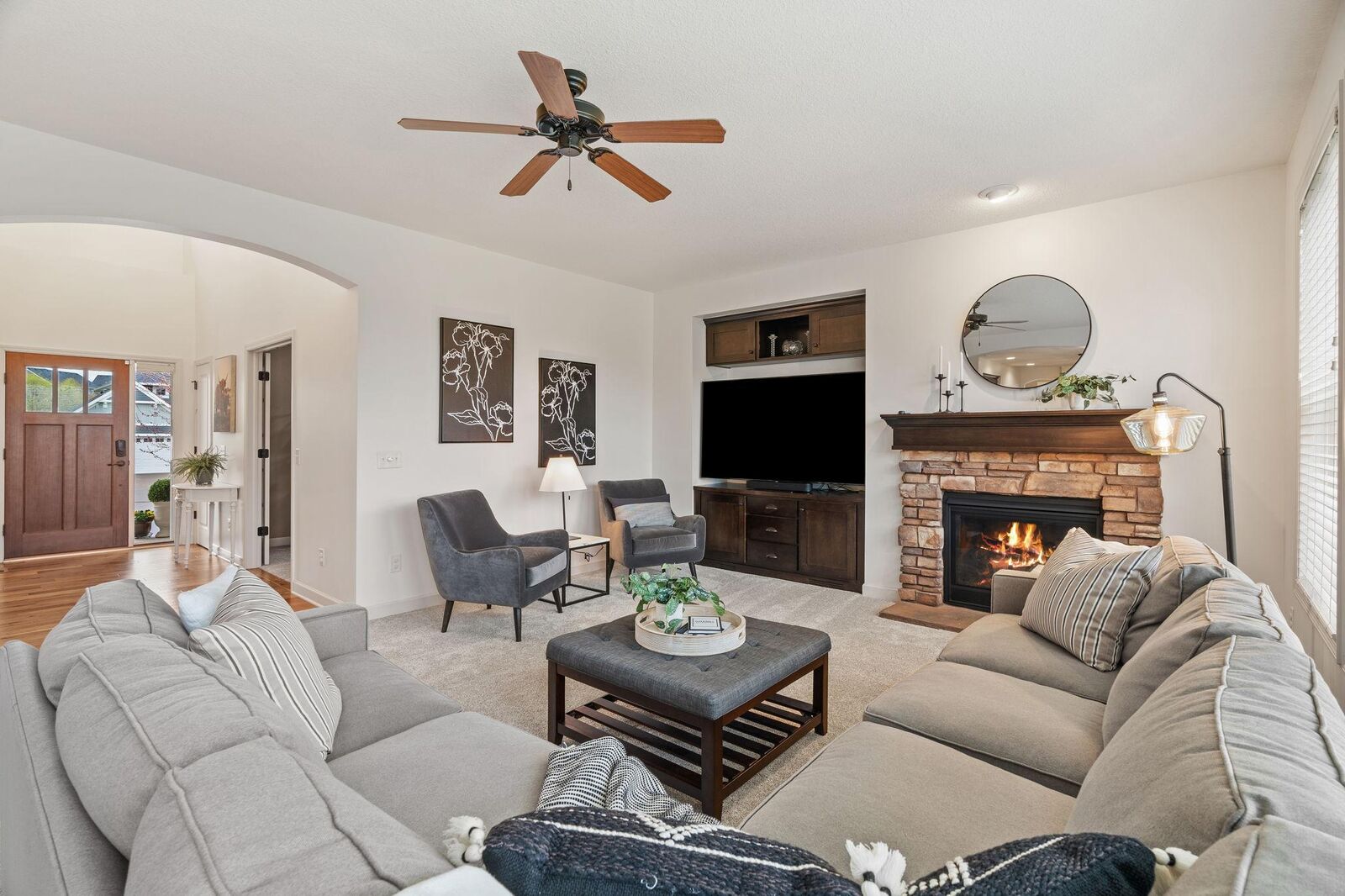 Property Photo:  19325 Huntington Avenue  MN 55044 