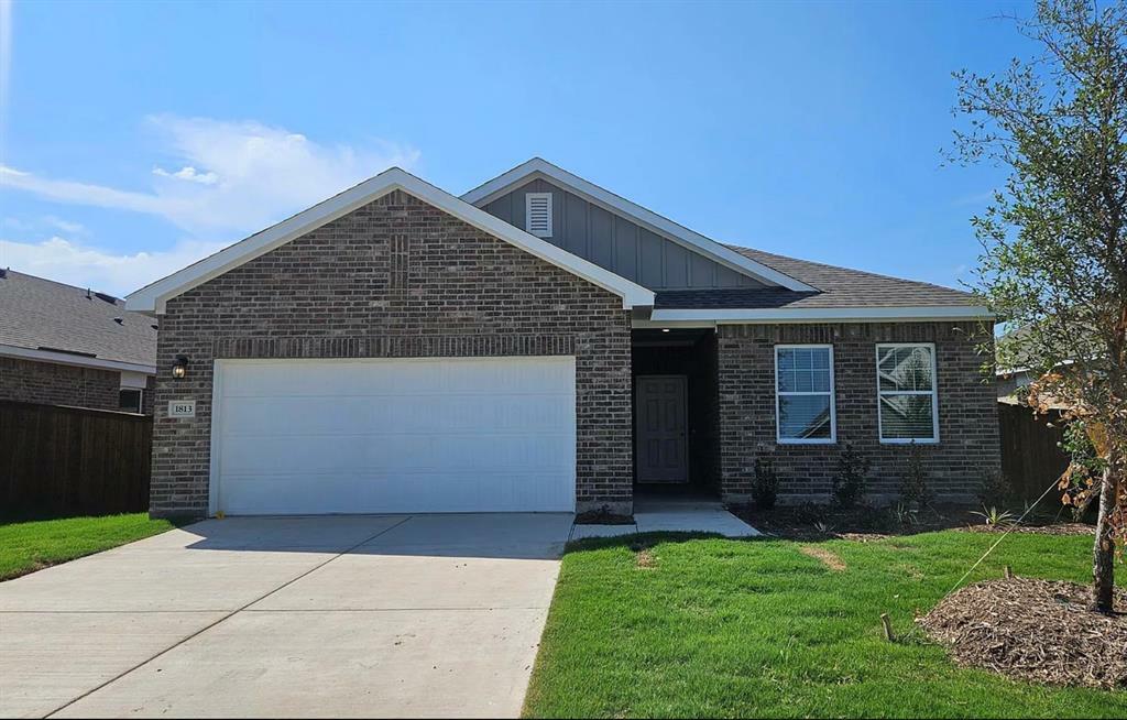 Property Photo:  1813 Sandlin Drive  TX 75126 
