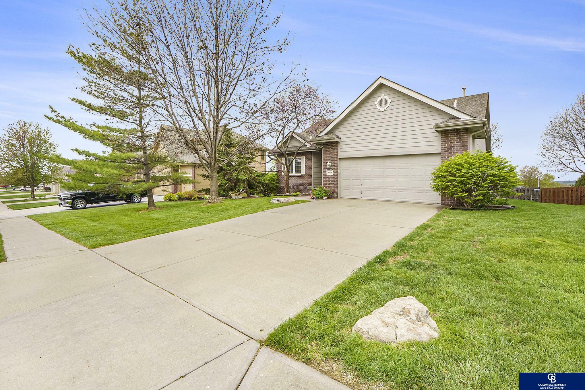 Property Photo: 8024 S 106 Street NE 68128