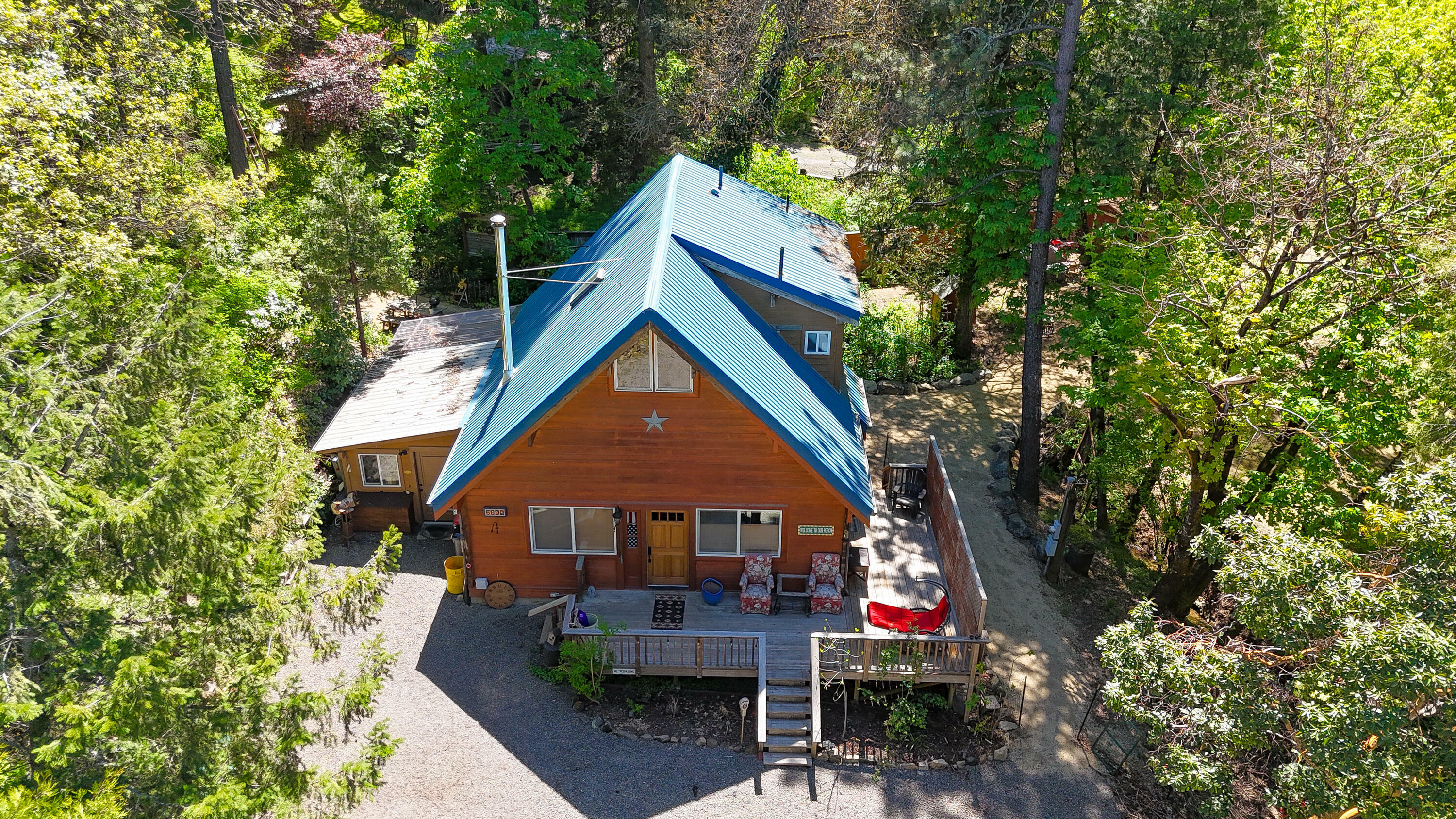 Property Photo: 6692 Coleman Creek Road OR 97501