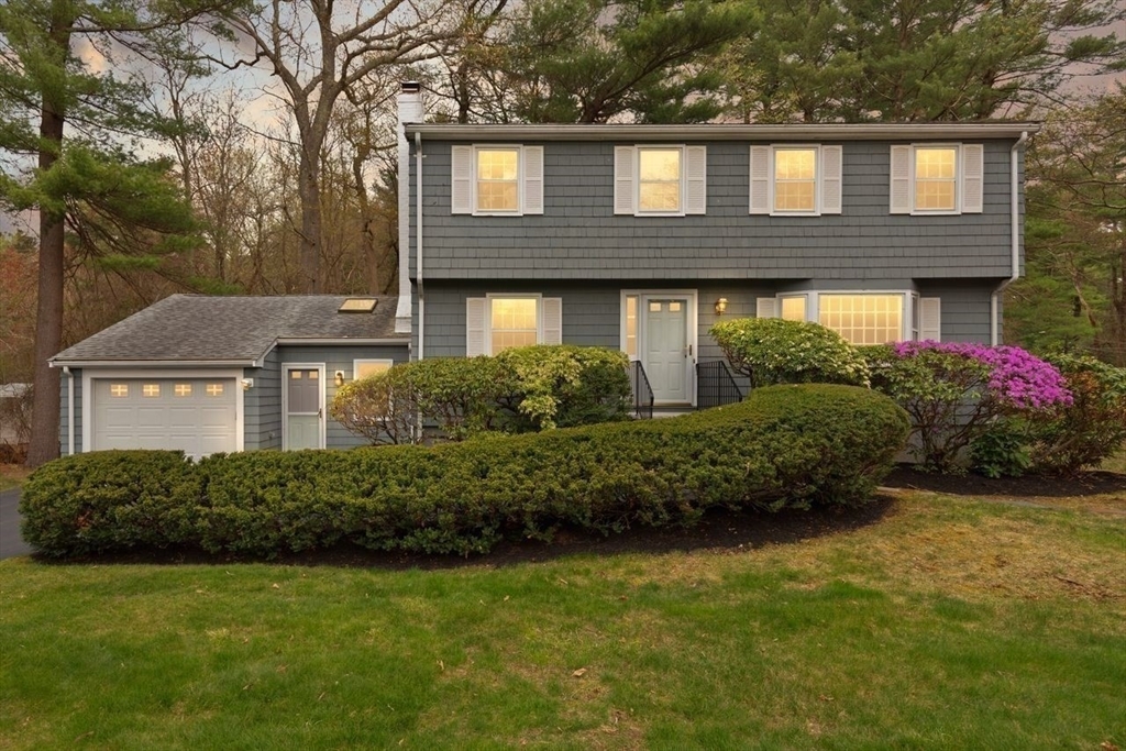 24 Mohawk St  Sharon MA 02067 photo