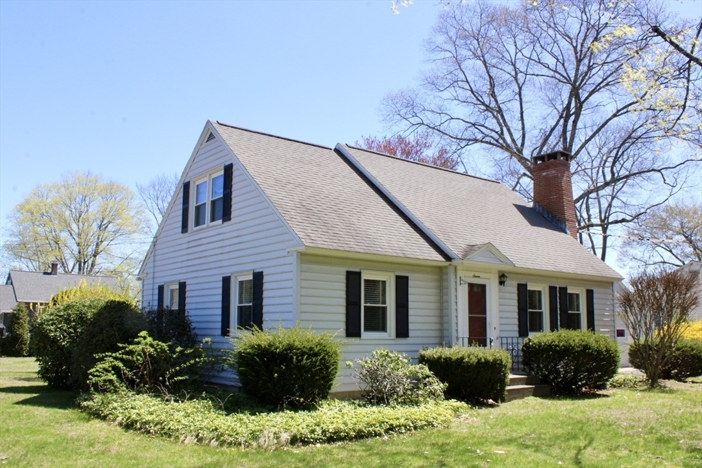 Property Photo: 7 Oakman St MA 01376