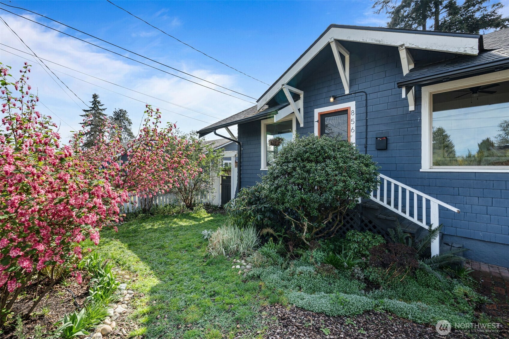 Property Photo: 856 E Division Lane WA 98404