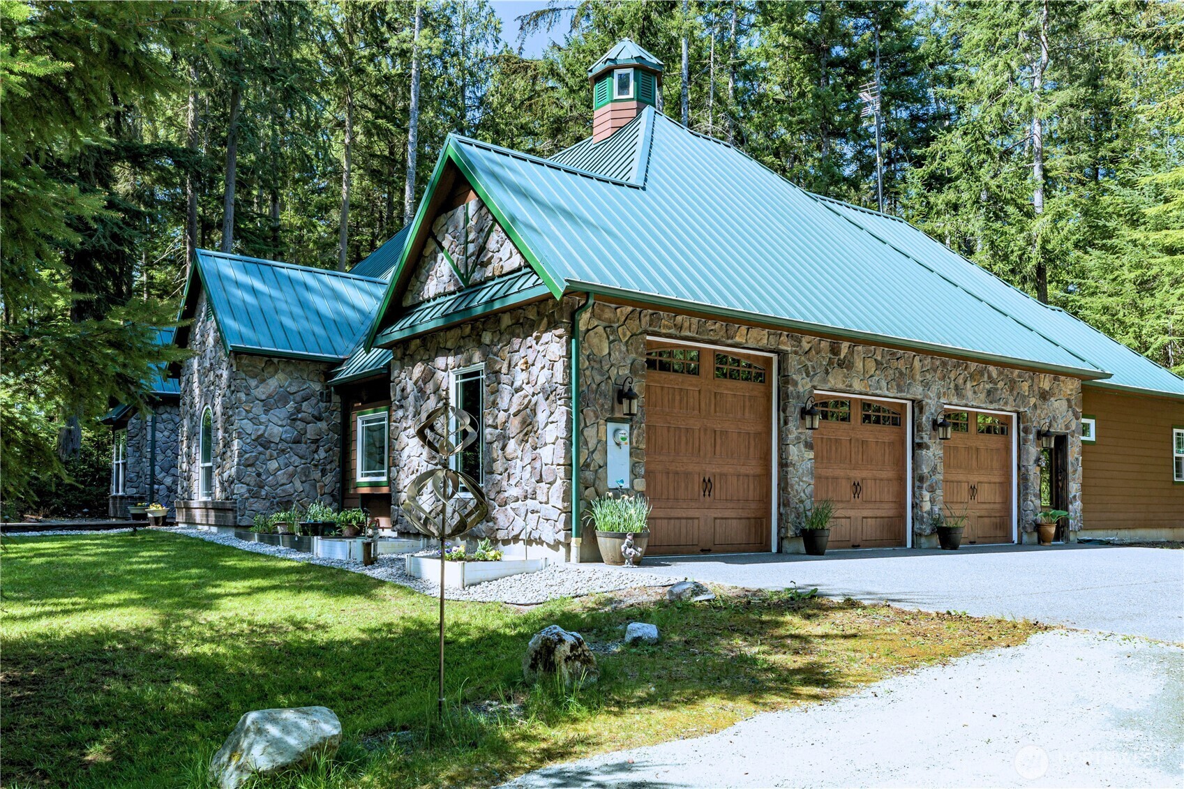 Property Photo: 1059 Evergreen Lane WA 98249