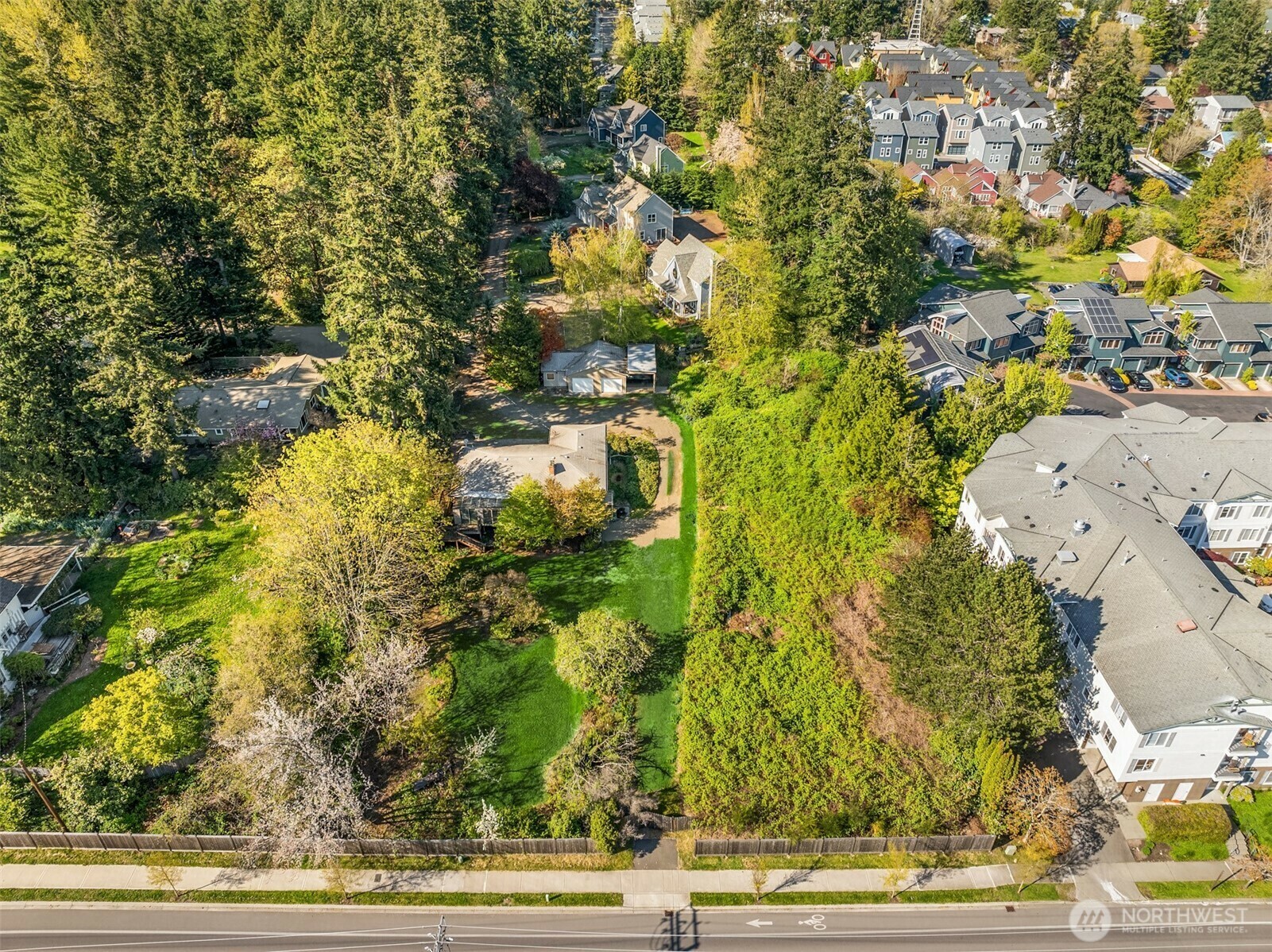 Property Photo:  204  Wyatt Way NW  WA 98110 