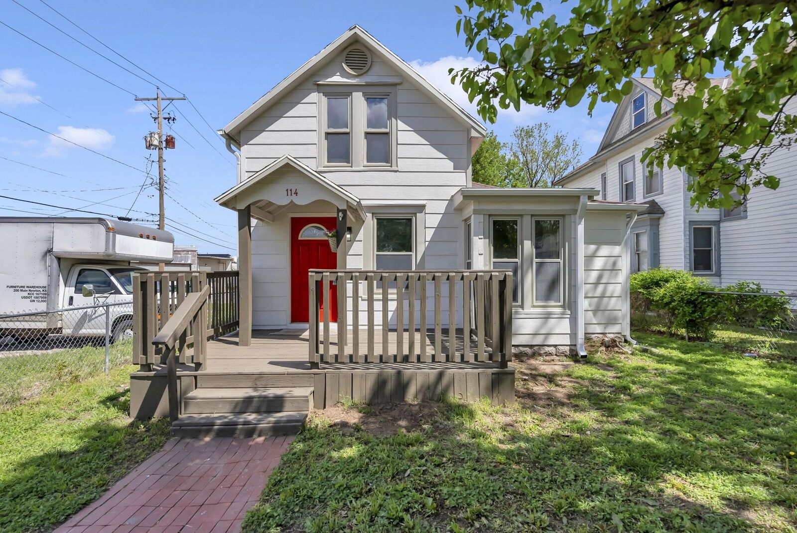 Property Photo: 114 E 2nd St KS 67114