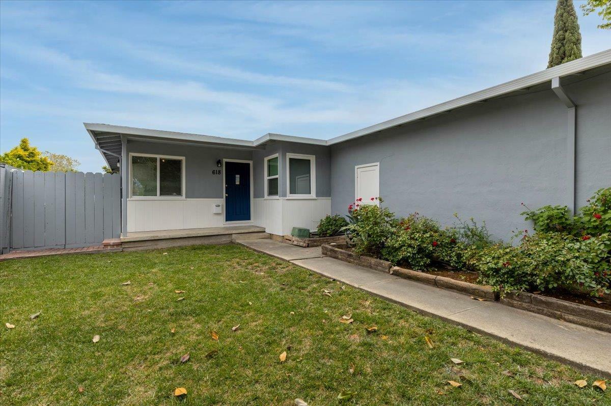 Property Photo: 618 North Bayview Avenue CA 94085