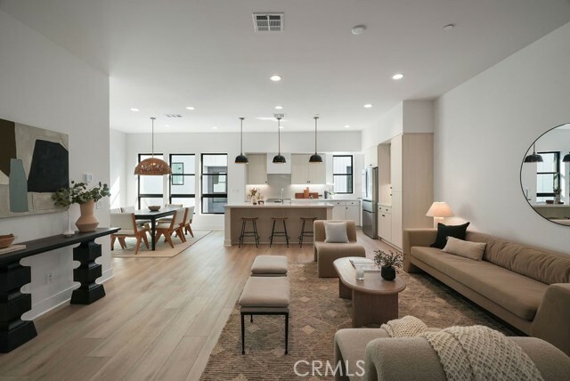 Property Photo: 1320 W Cannon Drive CA 90026