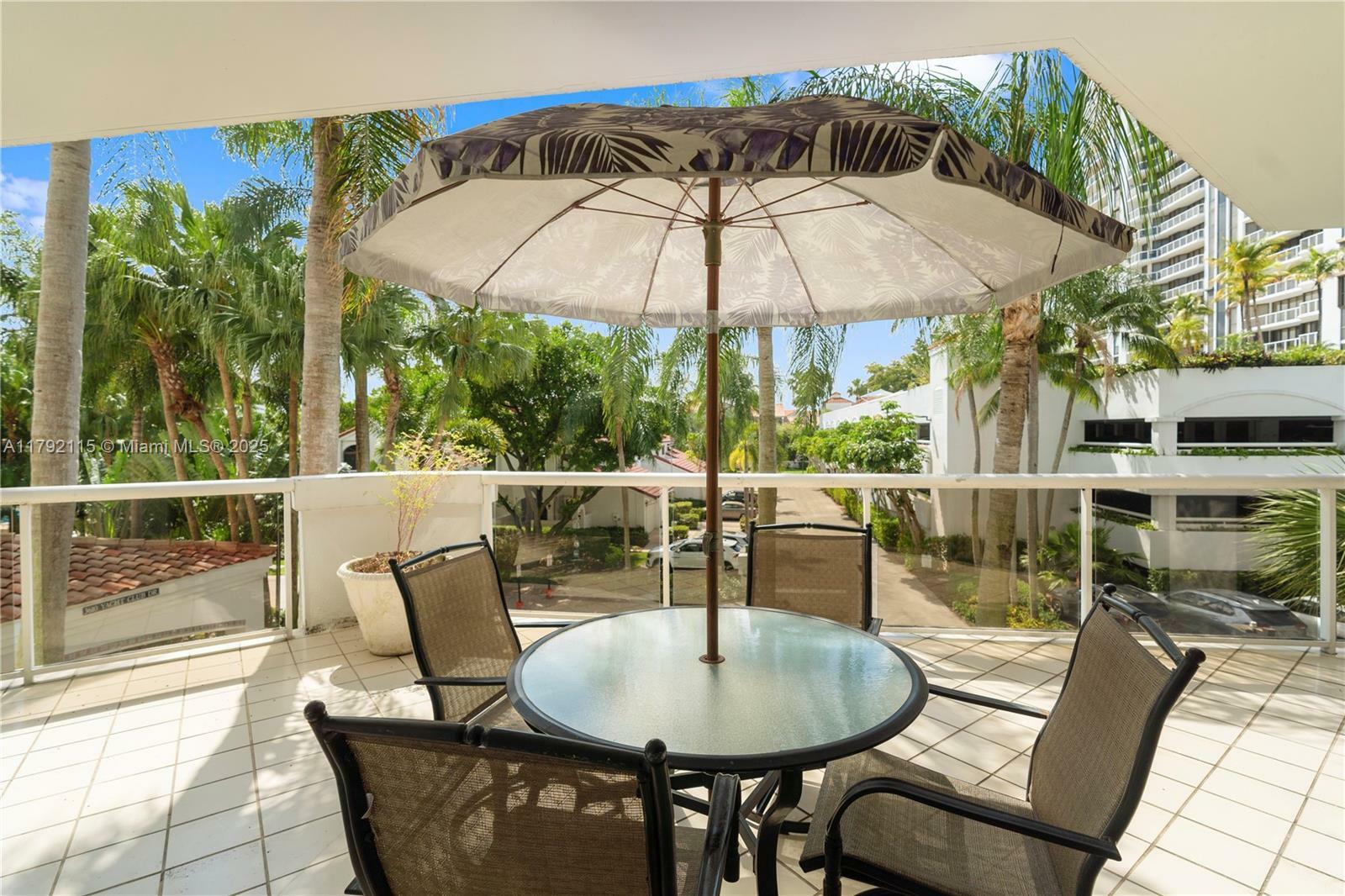 Property Photo: 3610 Yacht Club Dr 213 FL 33180