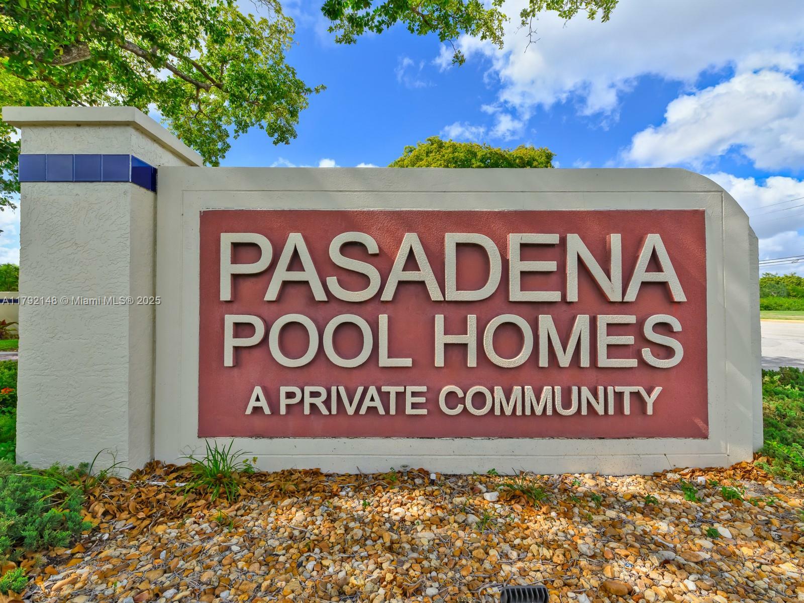 Property Photo: 701 SW 113th Ave FL 33025