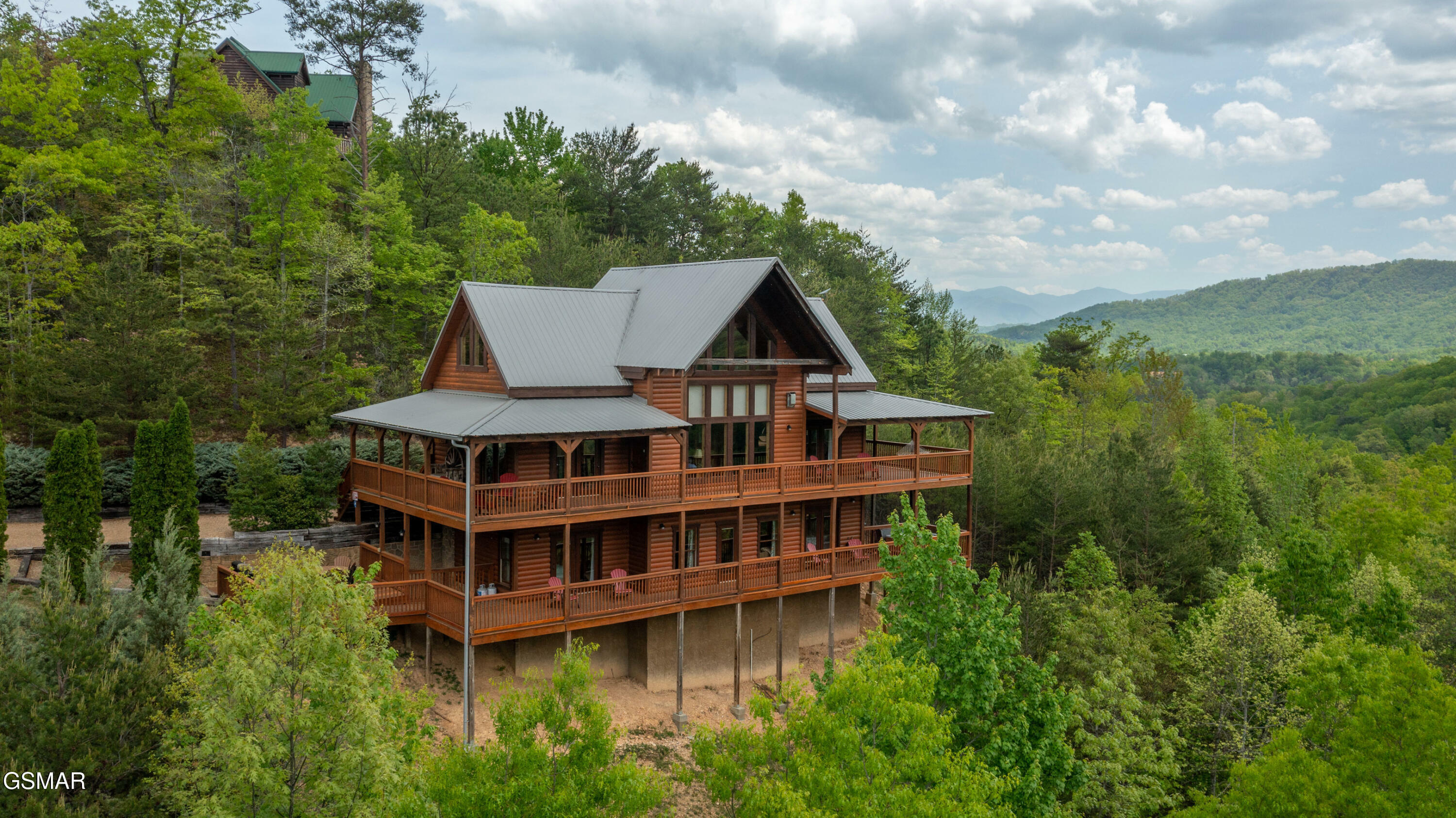 Property Photo: 1551 Mountain Dreams Way TN 37862
