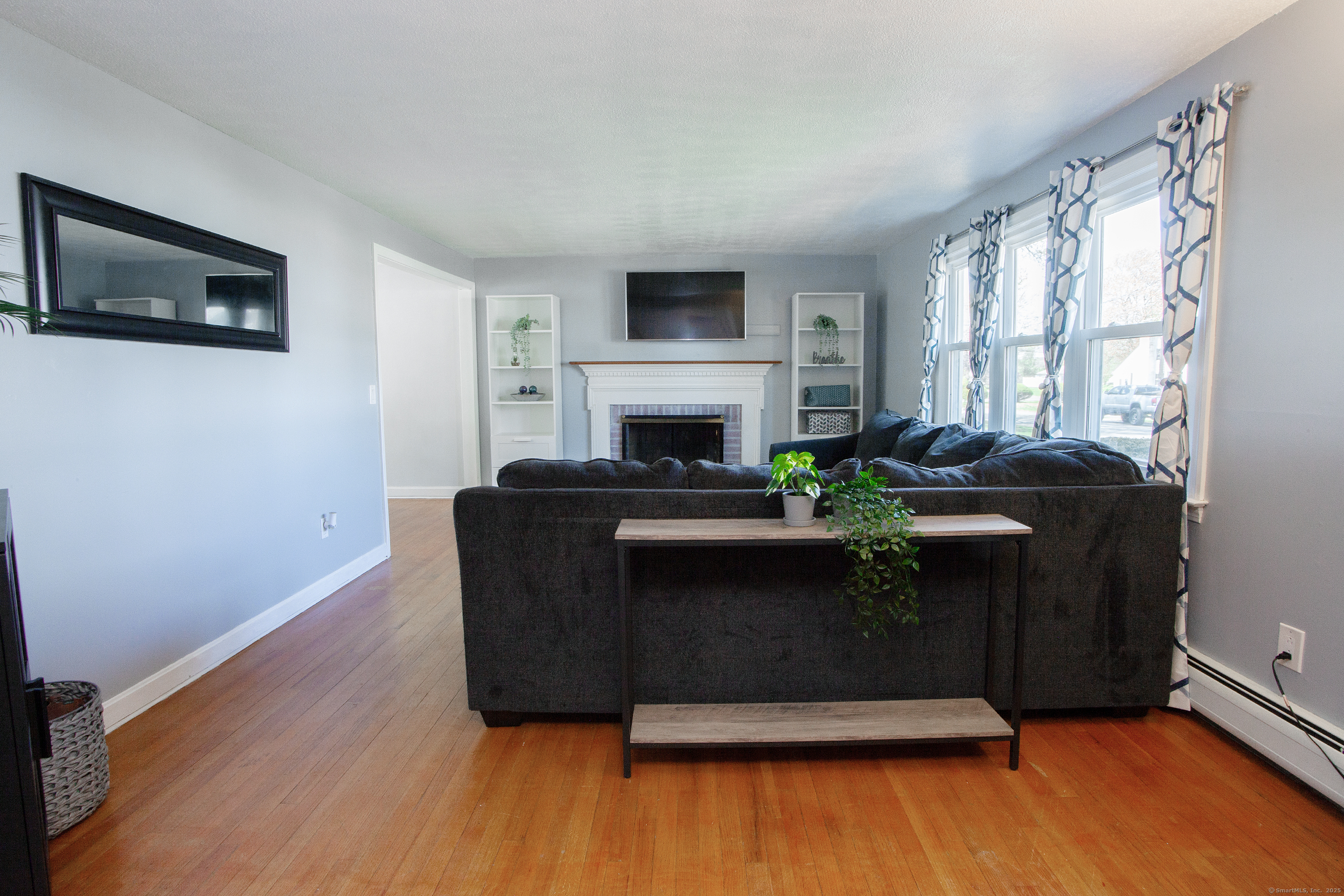 Property Photo: 19 Pine Street CT 06111