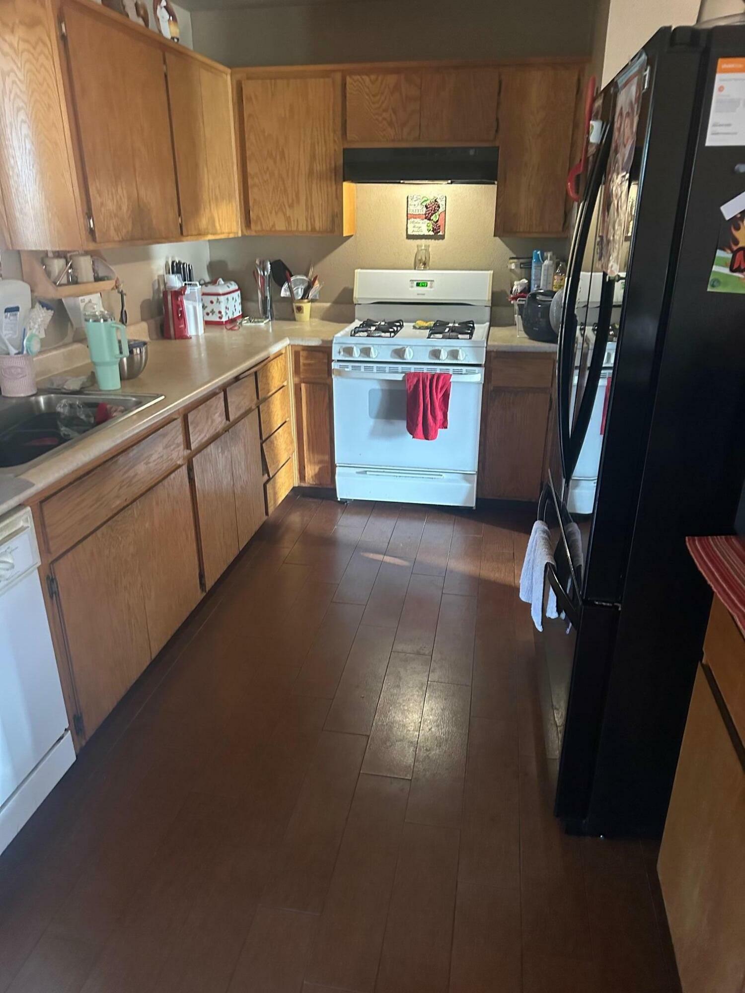 Property Photo: 2344 N Turrner Court CA 93291