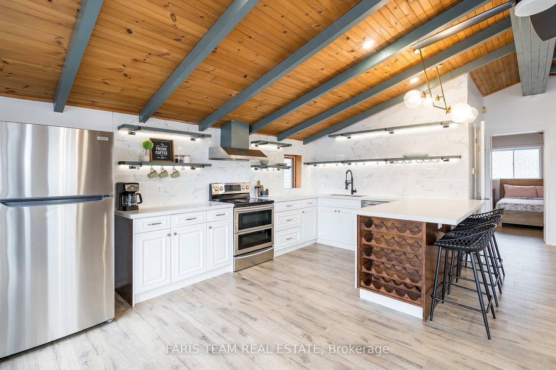 Property Photo: 122 Mitchells Beach Road ON L0K 2A0