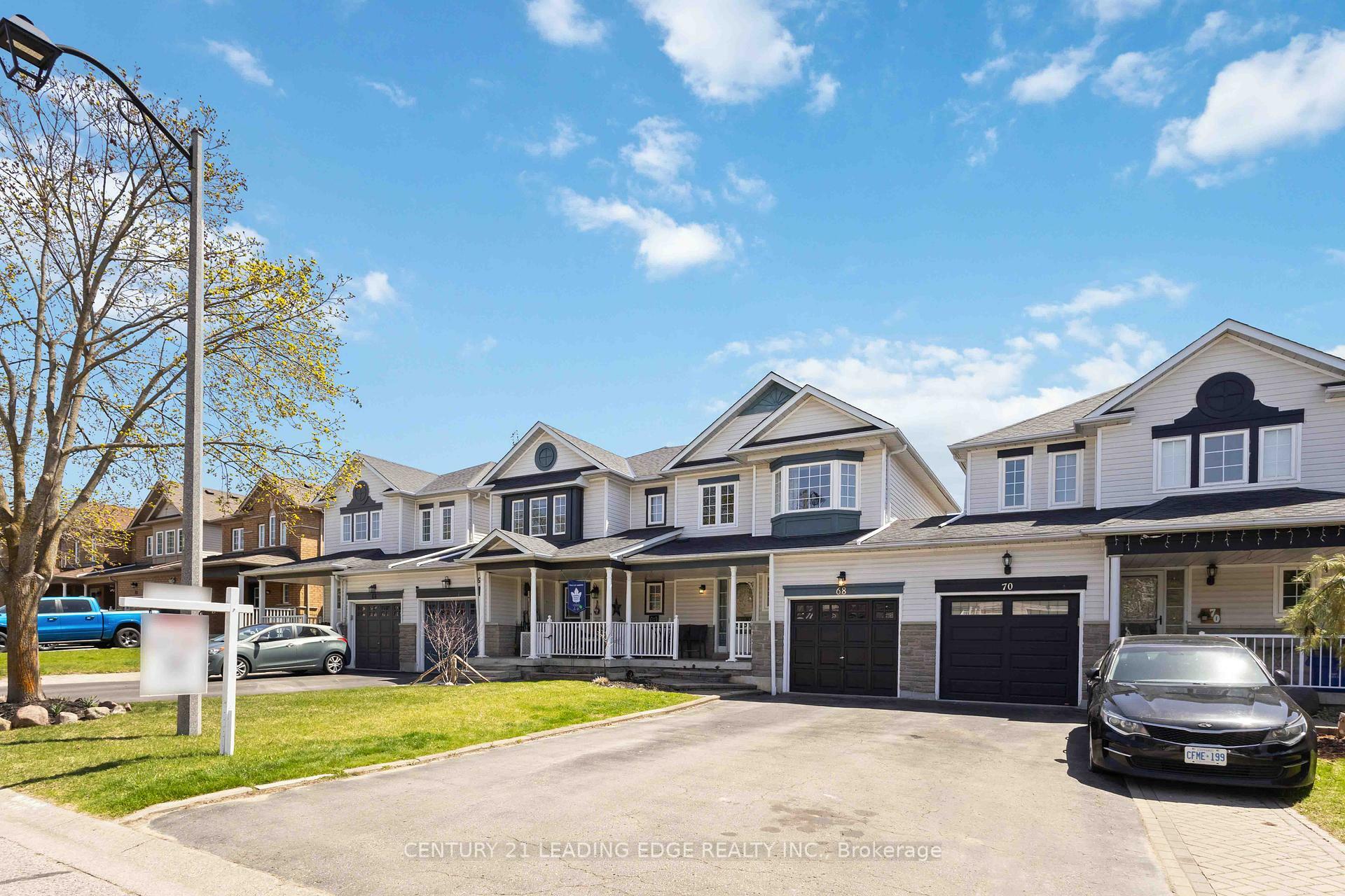 Photo de la propriété:  68 Melody Drive  ON L1M 1K2 