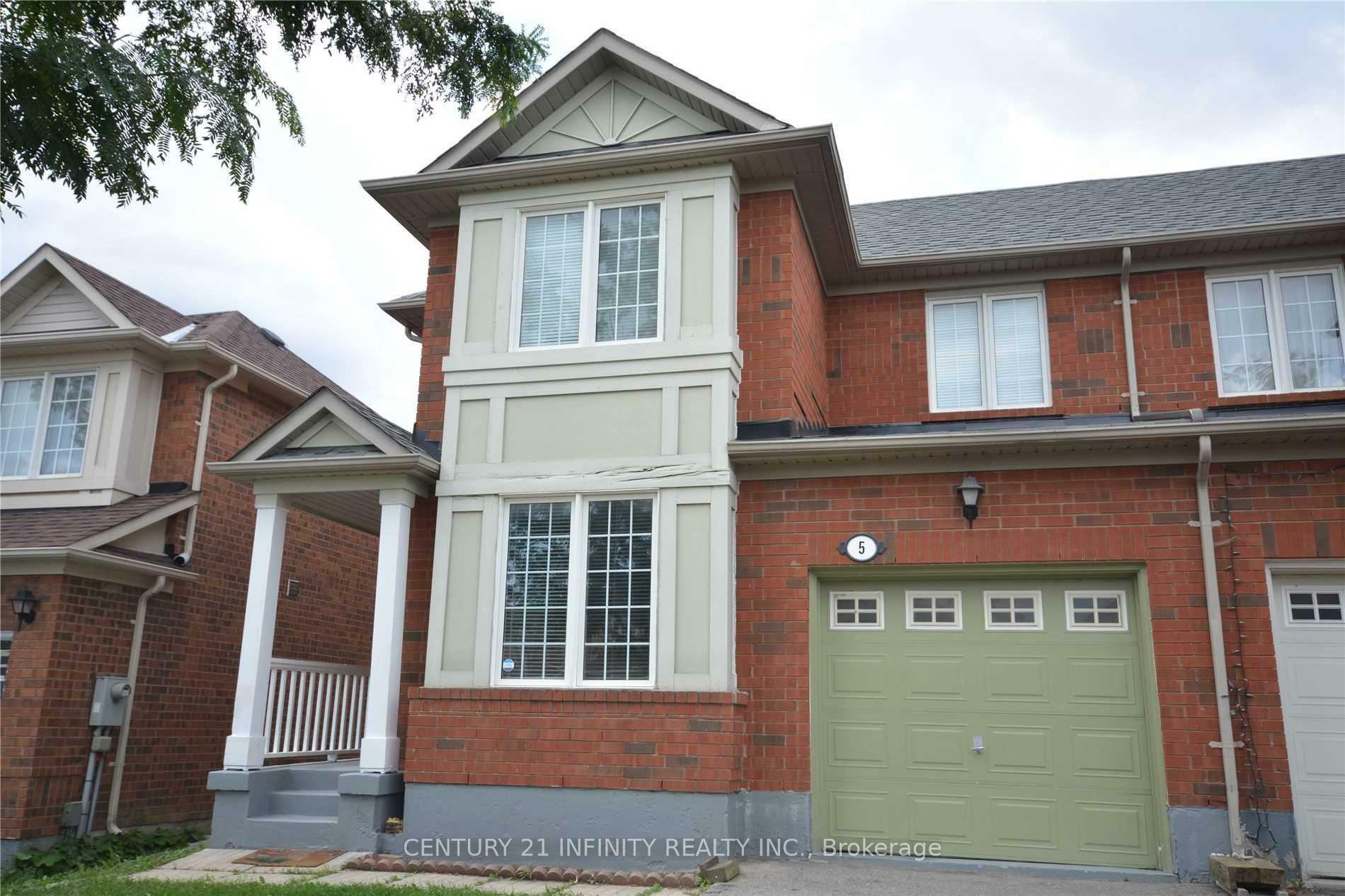 Property Photo: 5 Dusk Owl Drive ON M1X 1Y1