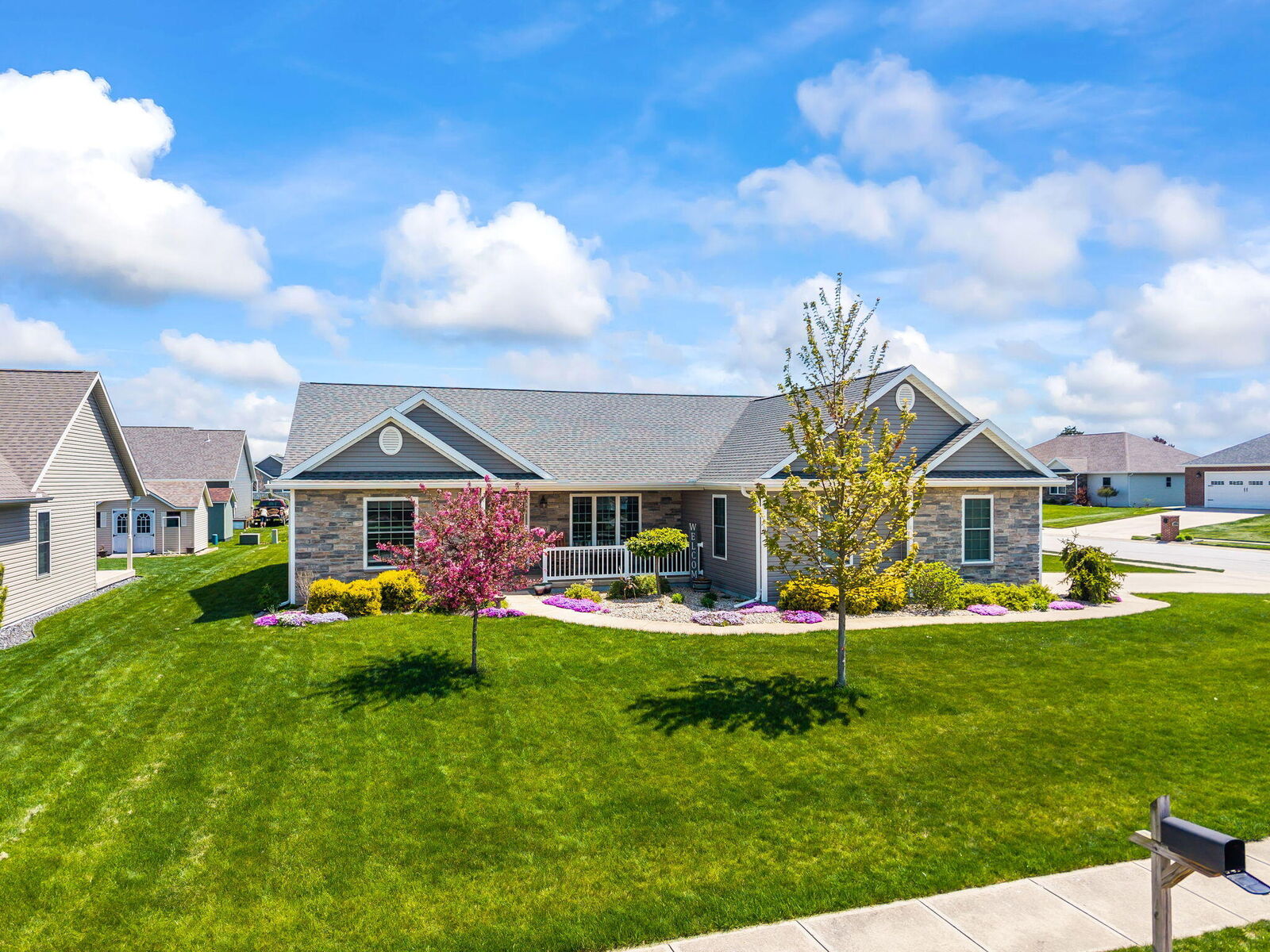 Property Photo:  1710 Wildwood Court  OH 45895 