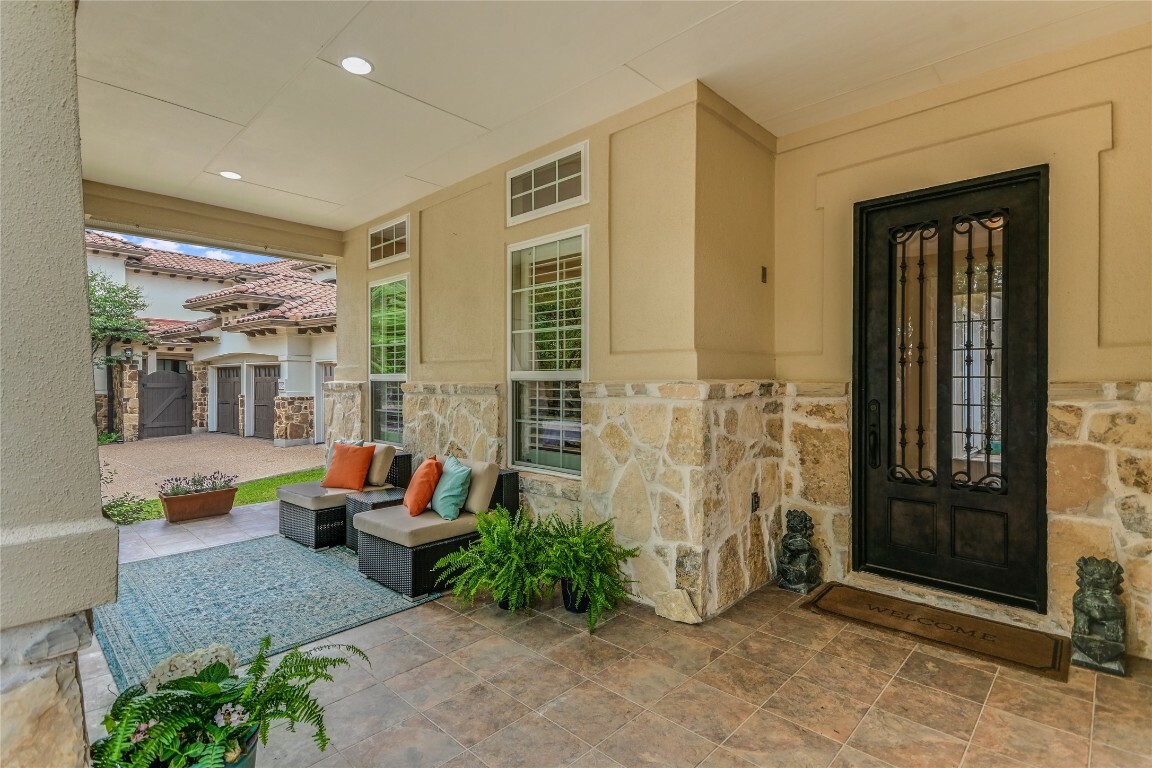 Property Photo: 1916 Wimberly Lane TX 78735