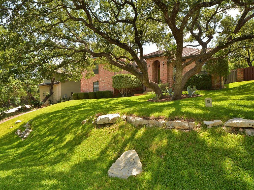 Property Photo:  111 Crest View Drive  TX 78734 