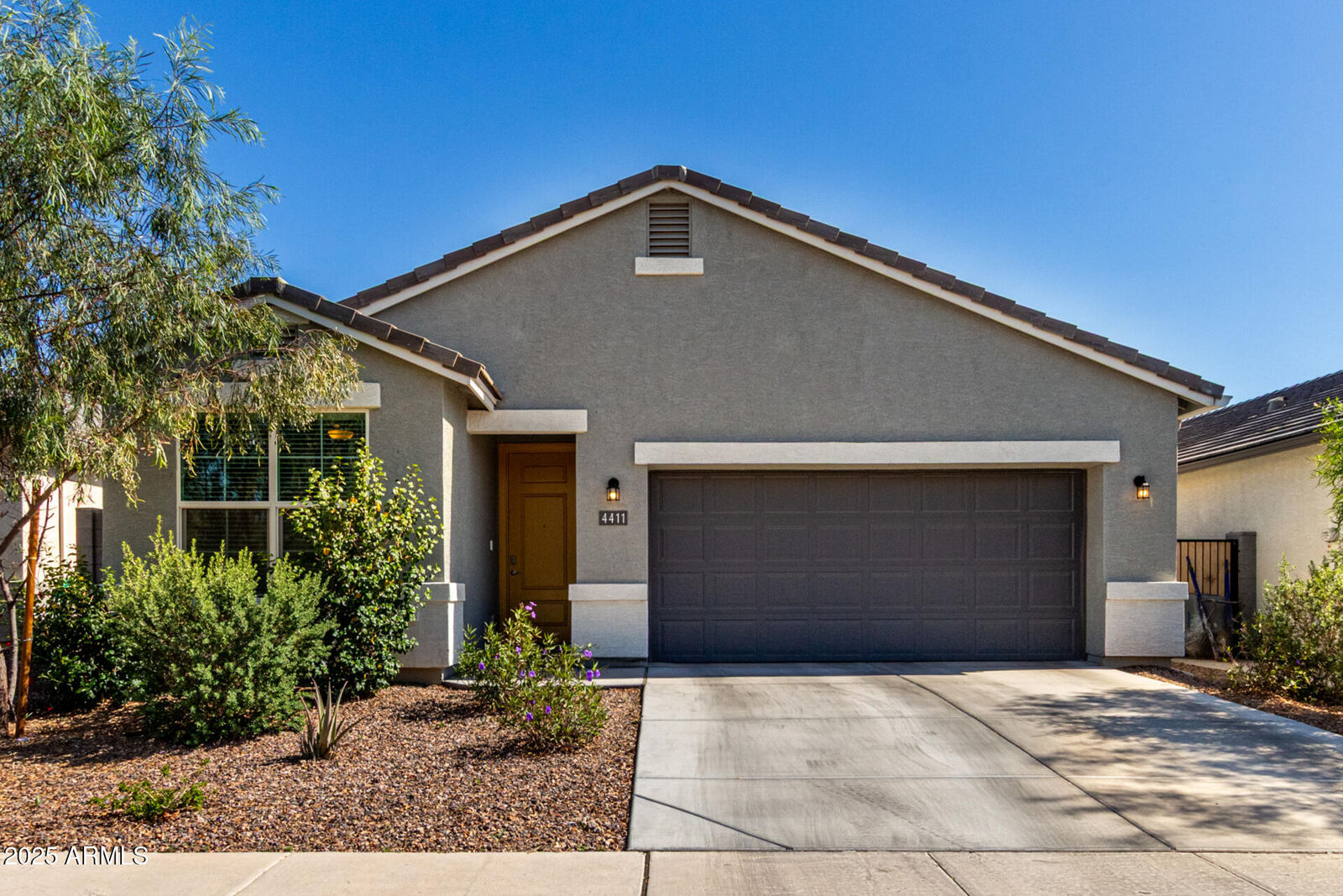 Property Photo: 4411 W Beverly Road AZ 85339