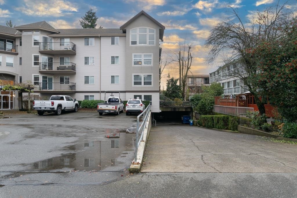 Property Photo: 33480 George Ferguson Way 411 BC V2S 8G1