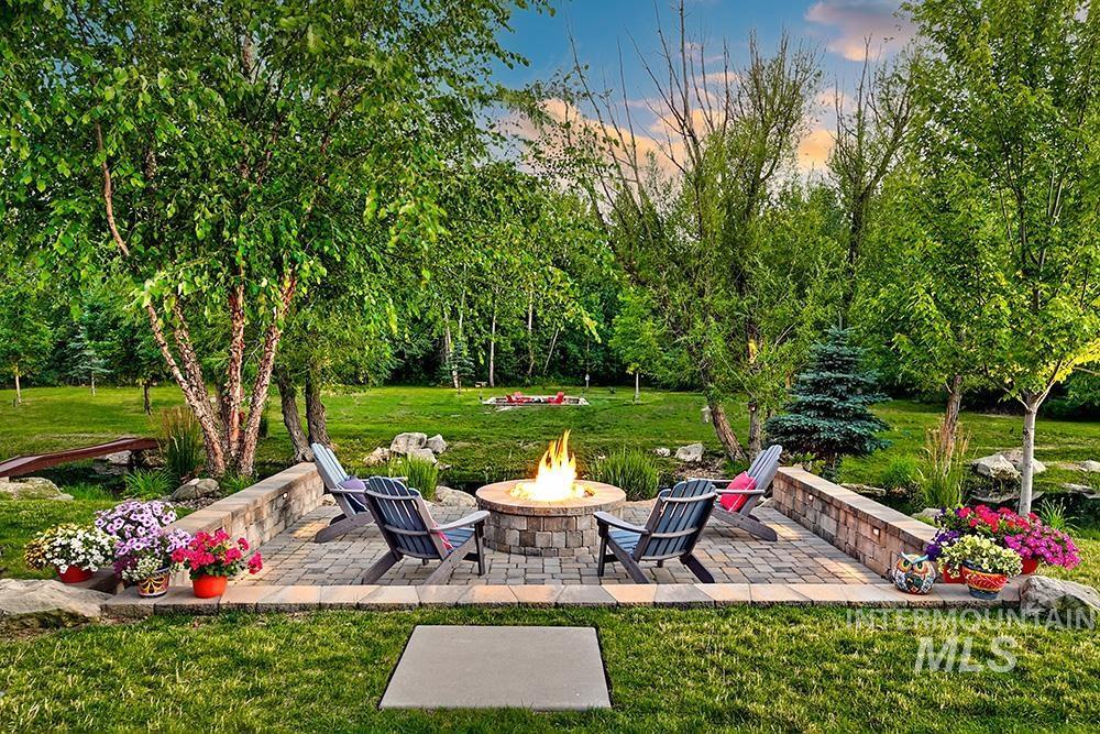 Property Photo: 1582 E Rivers End Ct ID 83616