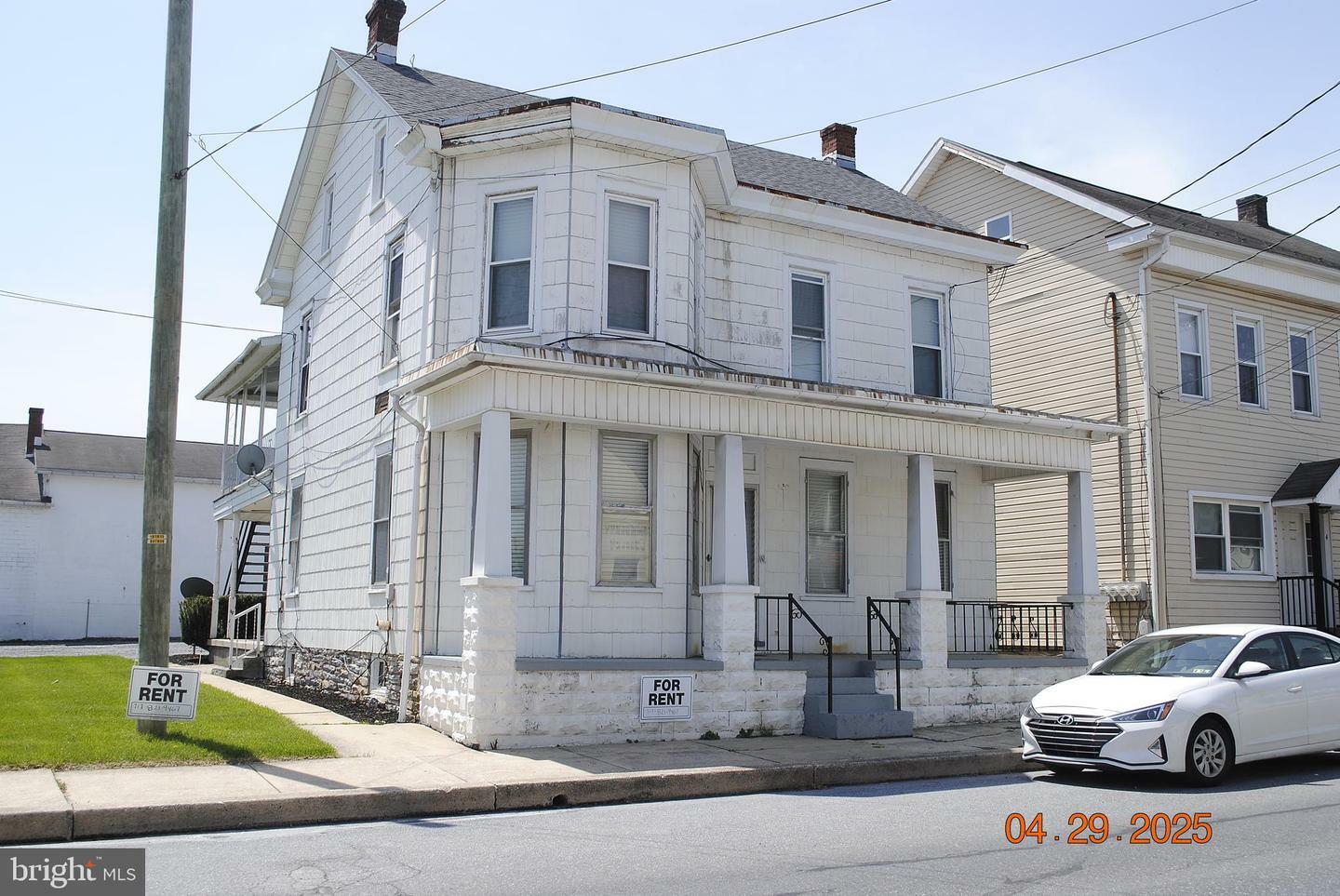 Property Photo: 110 E Main Street PA 17087