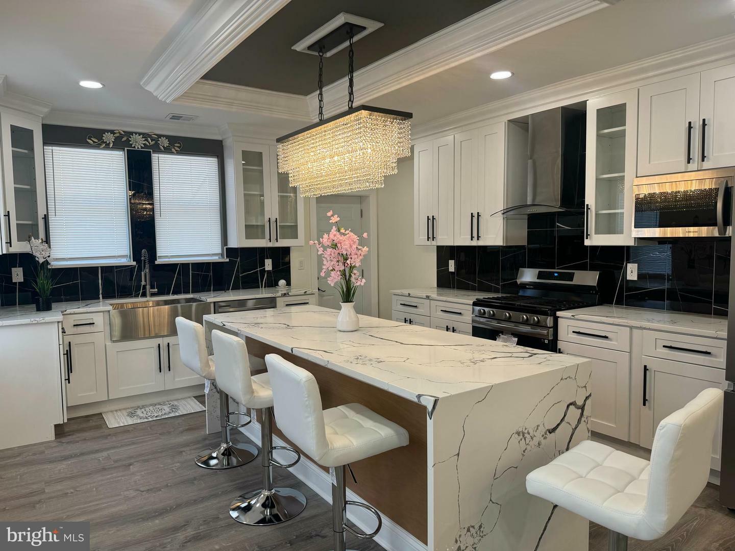 Property Photo: 5559 Harbison Avenue PA 19124