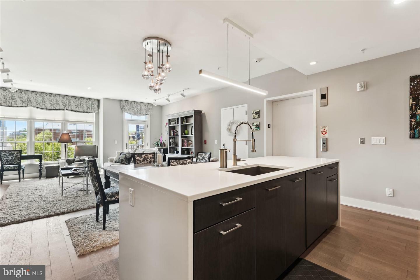 Property Photo: 1701 16th Street N 345-D VA 22209
