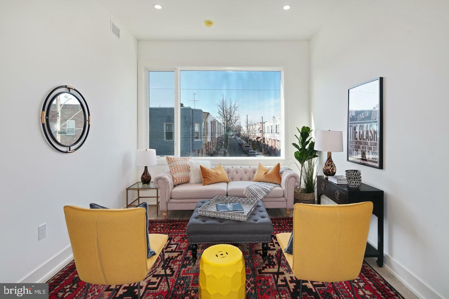 Property Photo: 2031 S 20th Street 6 PA 19145