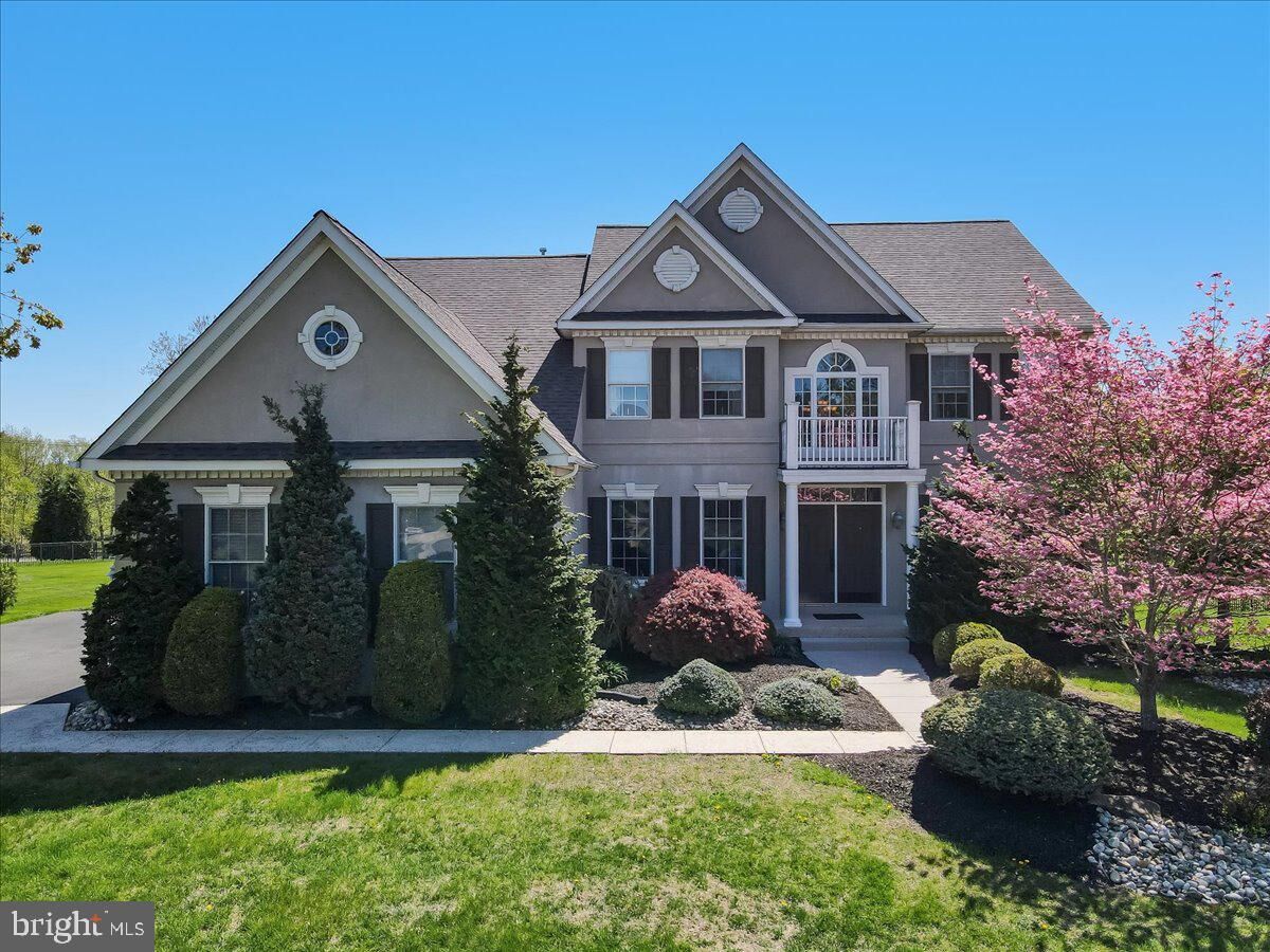 Property Photo: 3370 Courtney Drive PA 18034