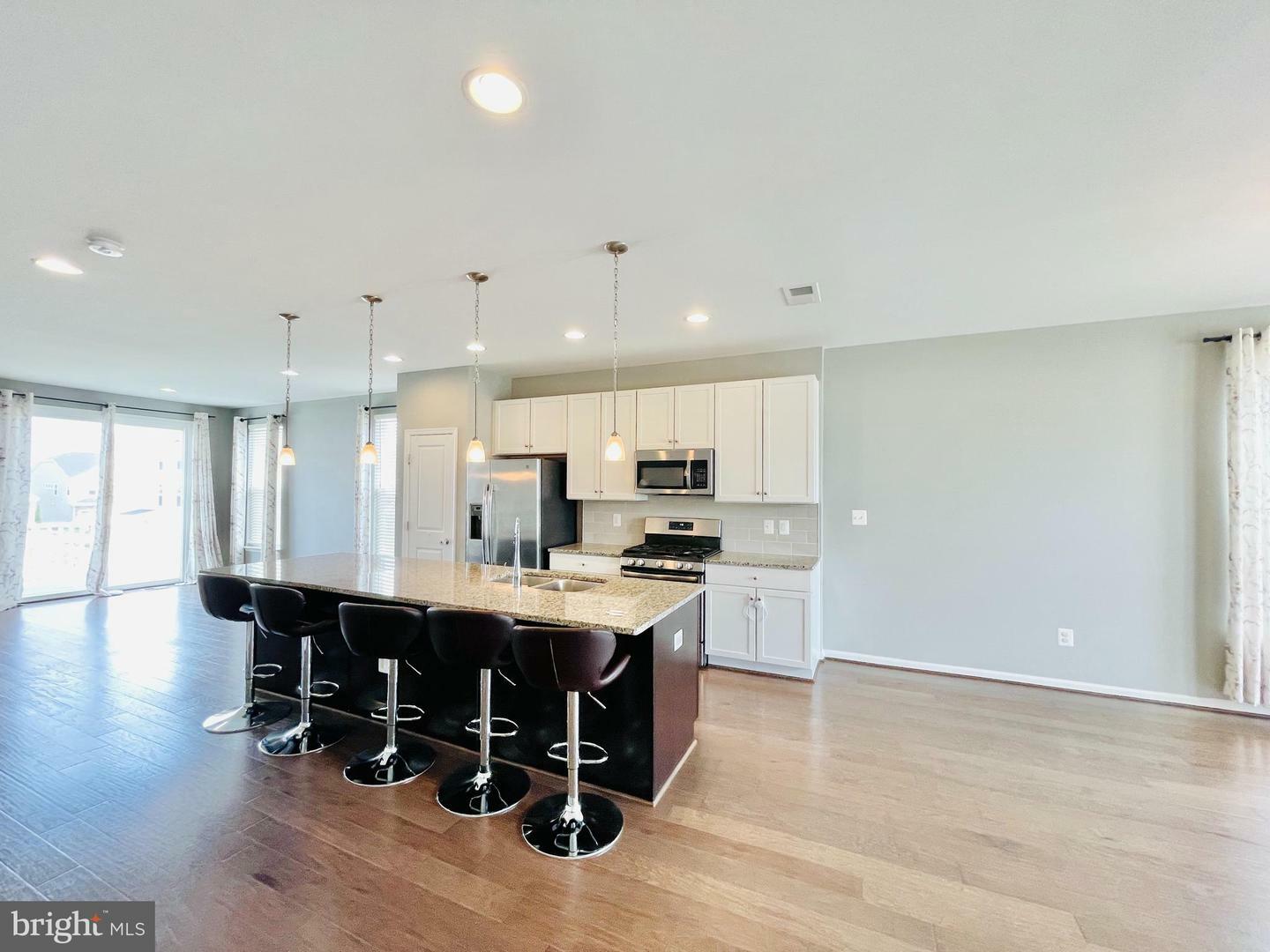 Property Photo: 419 Foxglove Way 106 VA 22554