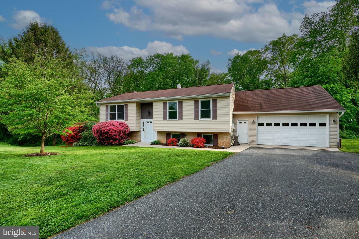 Property Photo: 201 Faulkner Court MD 21014